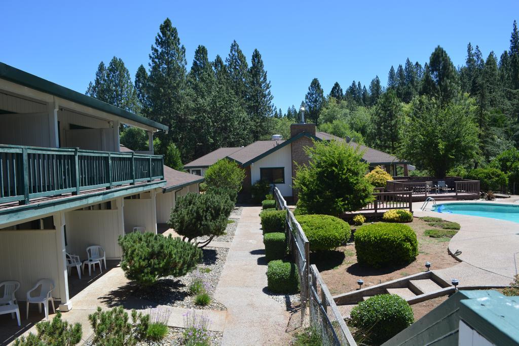 Pioneer Inn & Suites Volcano Kültér fotó