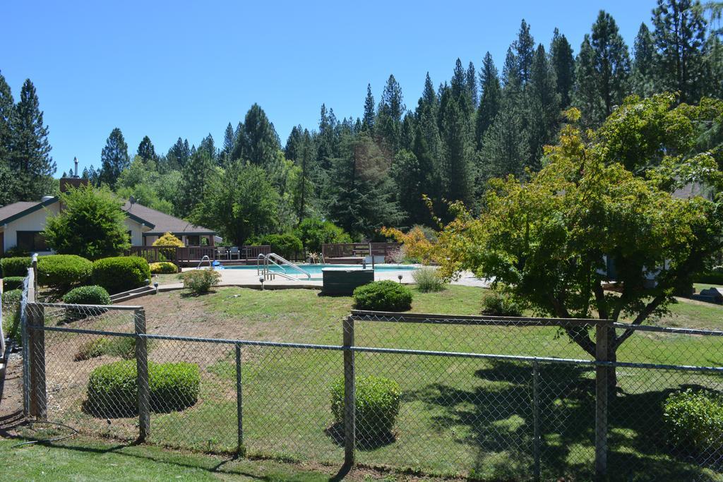 Pioneer Inn & Suites Volcano Kültér fotó