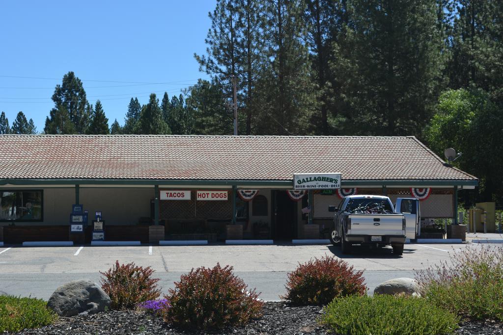 Pioneer Inn & Suites Volcano Kültér fotó