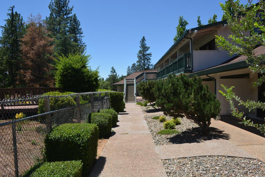 Pioneer Inn & Suites Volcano Kültér fotó