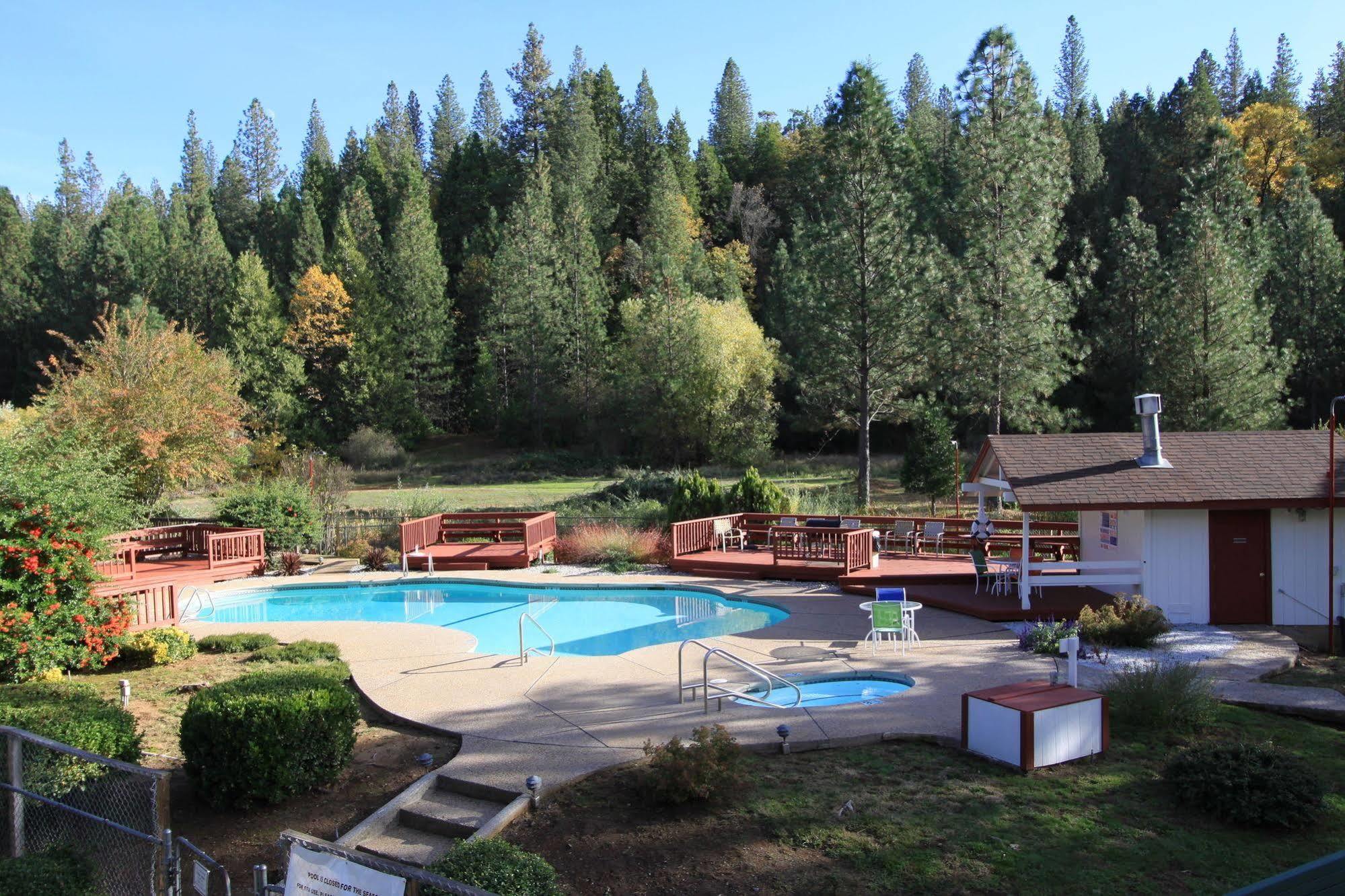 Pioneer Inn & Suites Volcano Kültér fotó