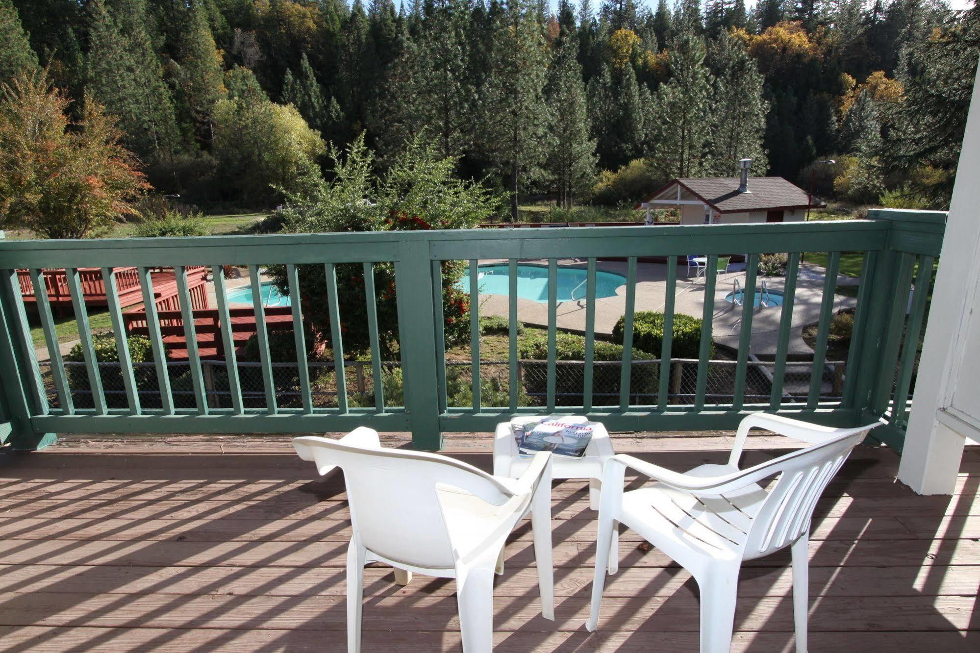 Pioneer Inn & Suites Volcano Kültér fotó